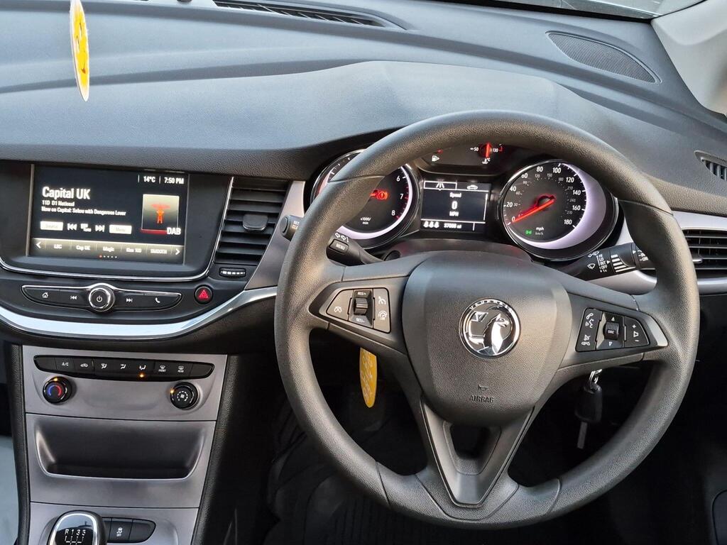 Vauxhall Astra 40