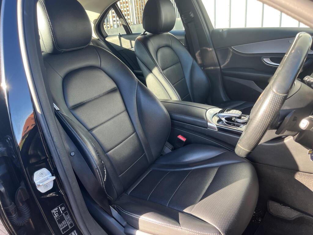 Mercedes-Benz C Class 28