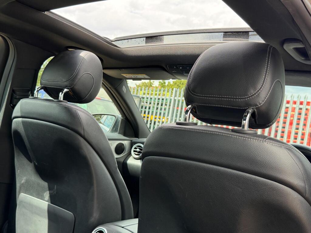 Mercedes-Benz C Class 30