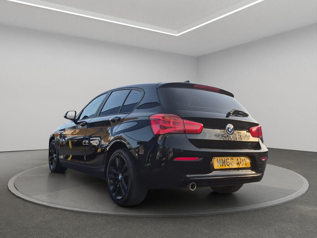 BMW 1 Series 4