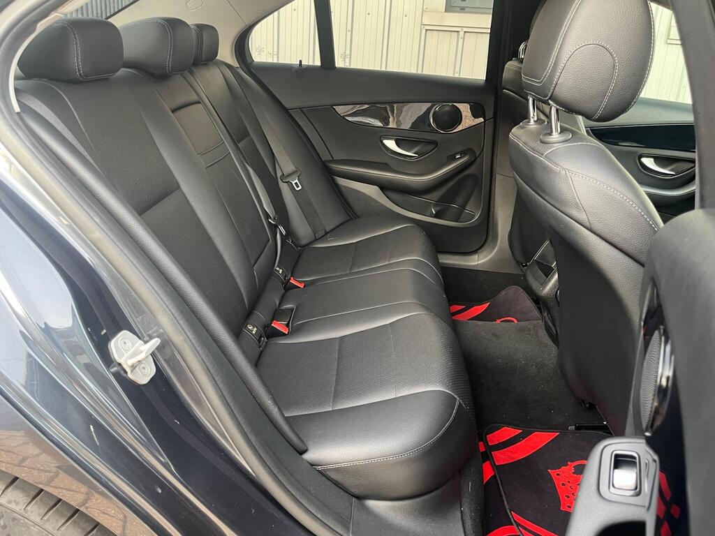 Mercedes-Benz C Class 48