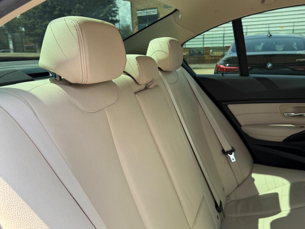 BMW 3 Series 23