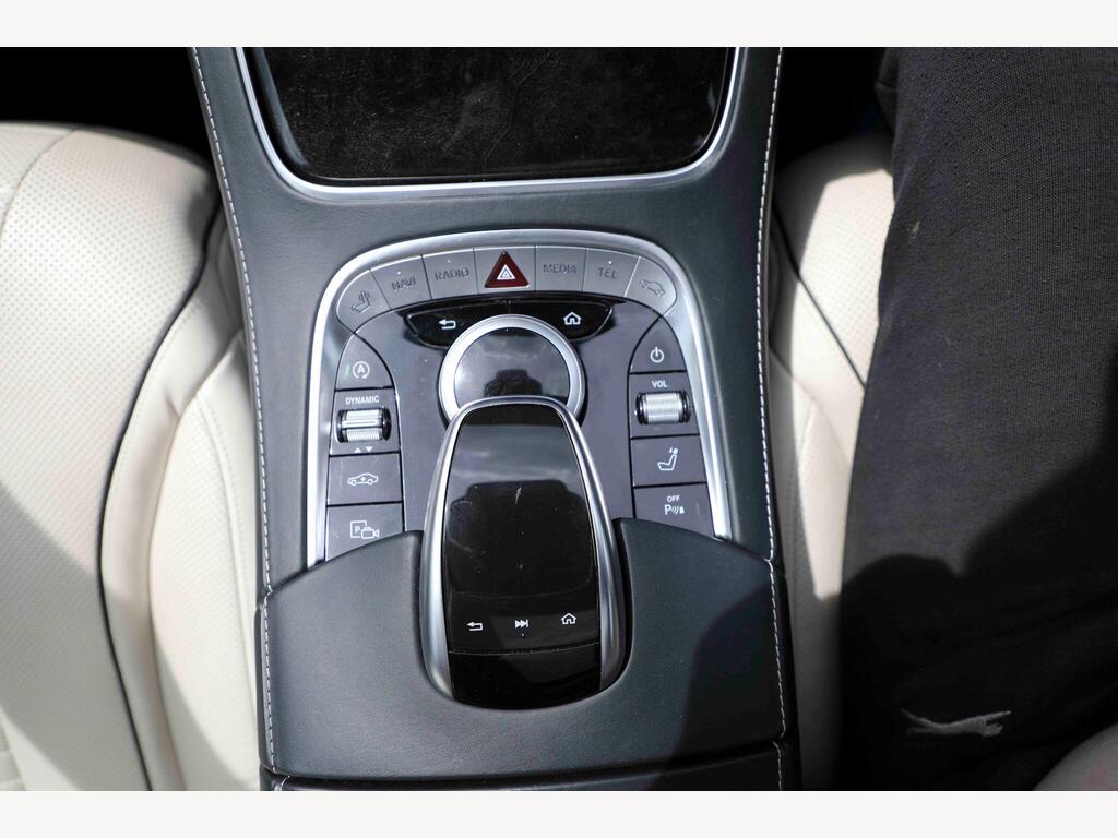 Mercedes-Benz S Class 26