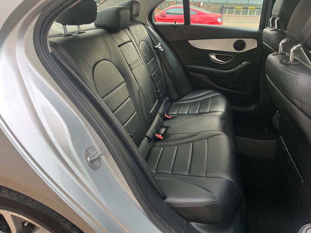 Mercedes-Benz C Class 28