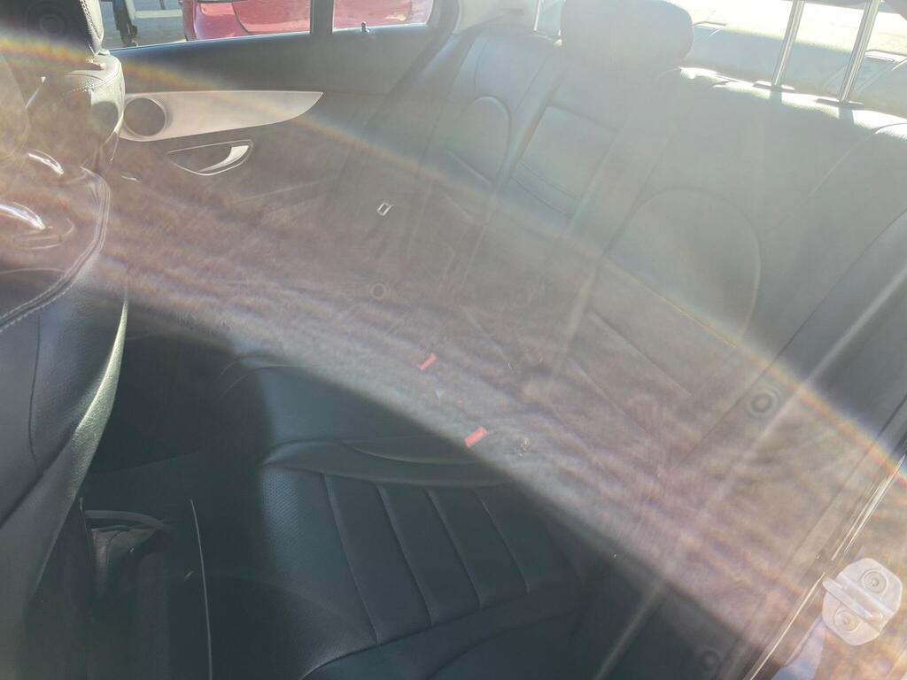 Mercedes-Benz C Class 32