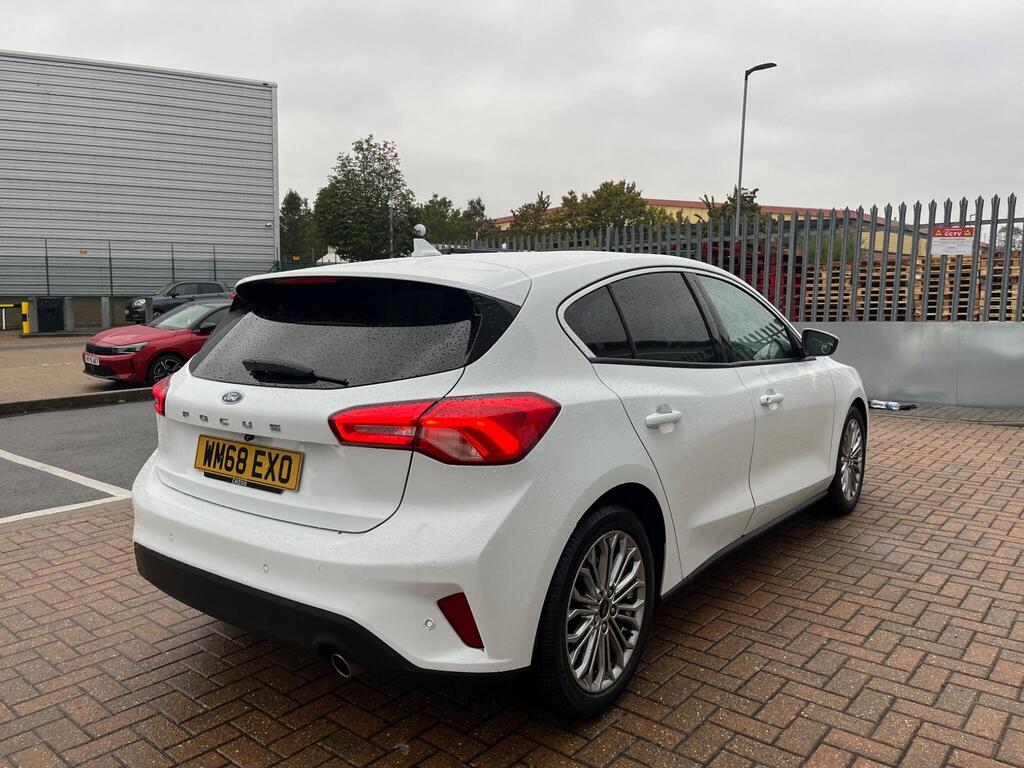Ford Focus 31