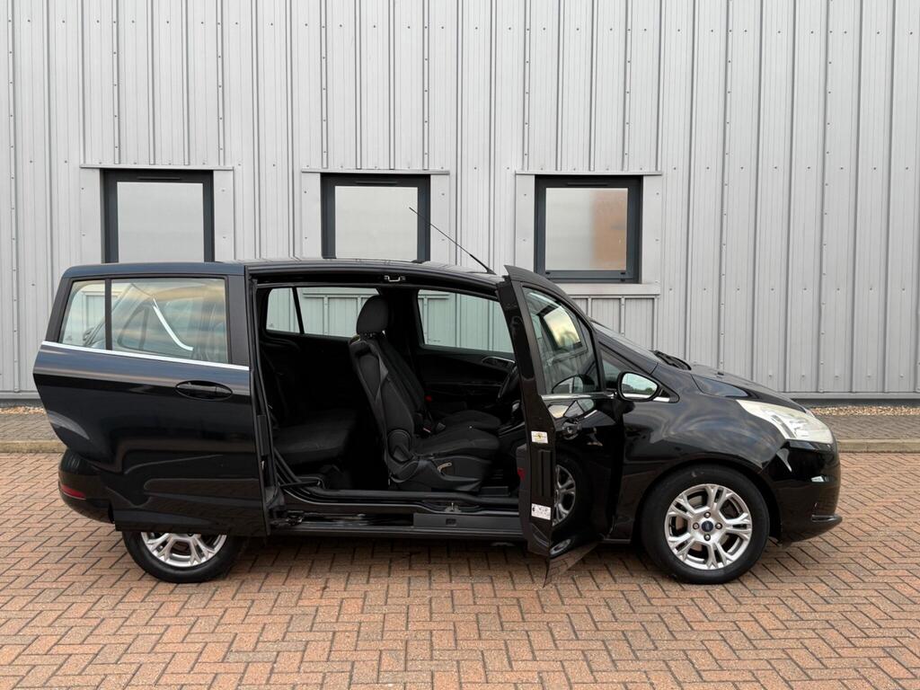 Ford B-Max 13