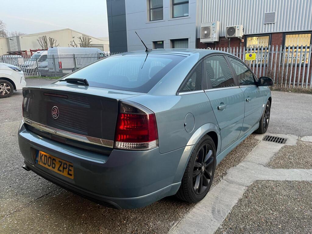 Vauxhall Vectra 23