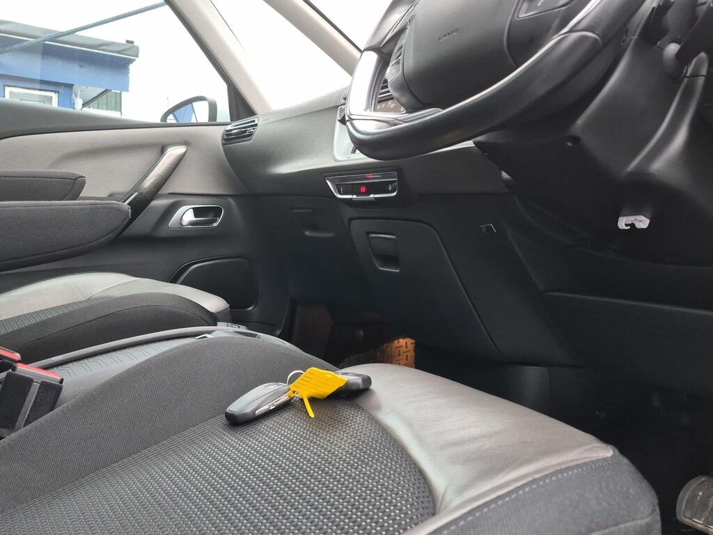 Citroen Grand C4 Picasso 52
