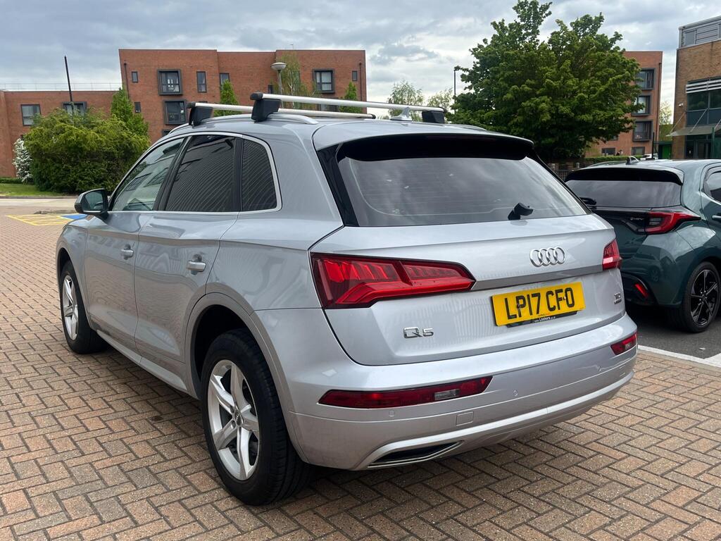 Audi Q5 11