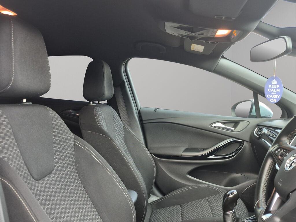 Vauxhall Astra 12