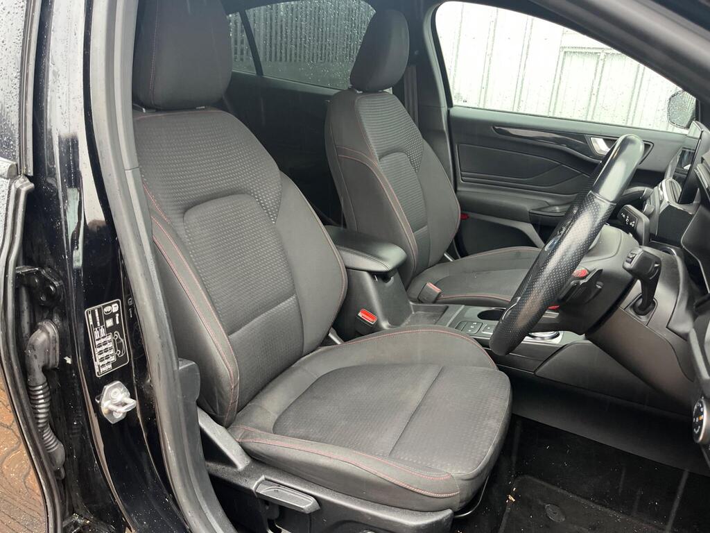 Ford Focus 44