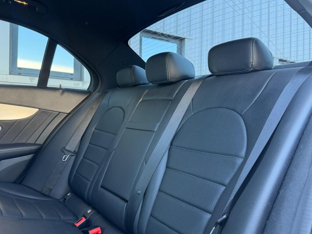 Mercedes-Benz C Class 27