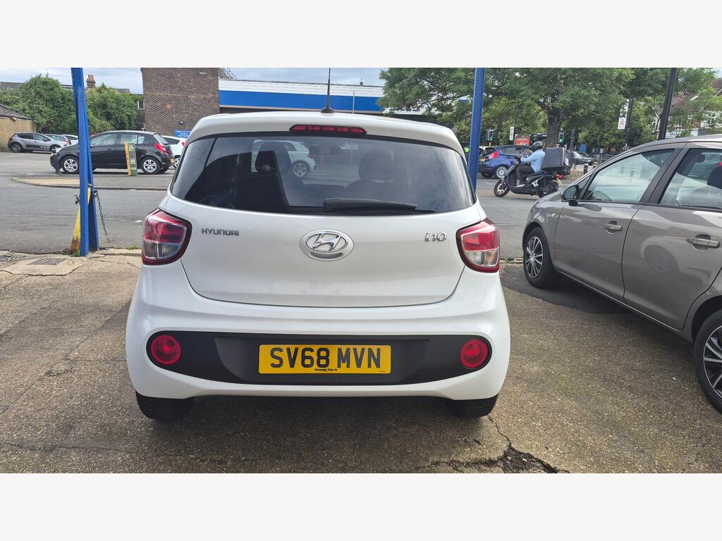 Hyundai i10 6