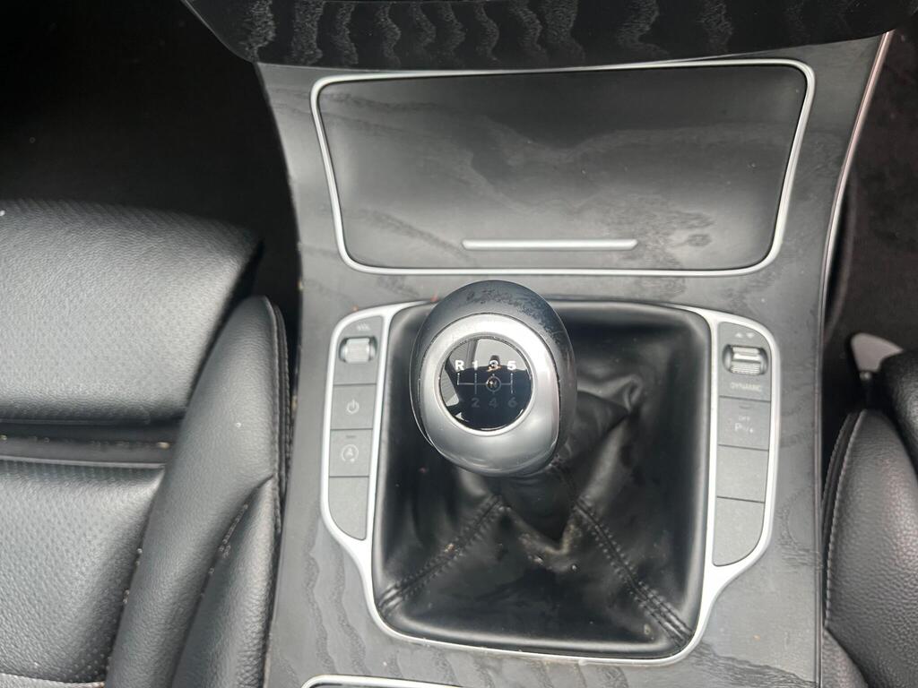 Mercedes-Benz C Class 16