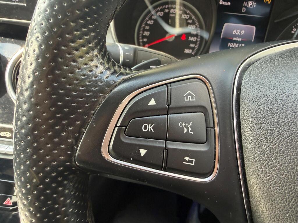 Mercedes-Benz C Class 26