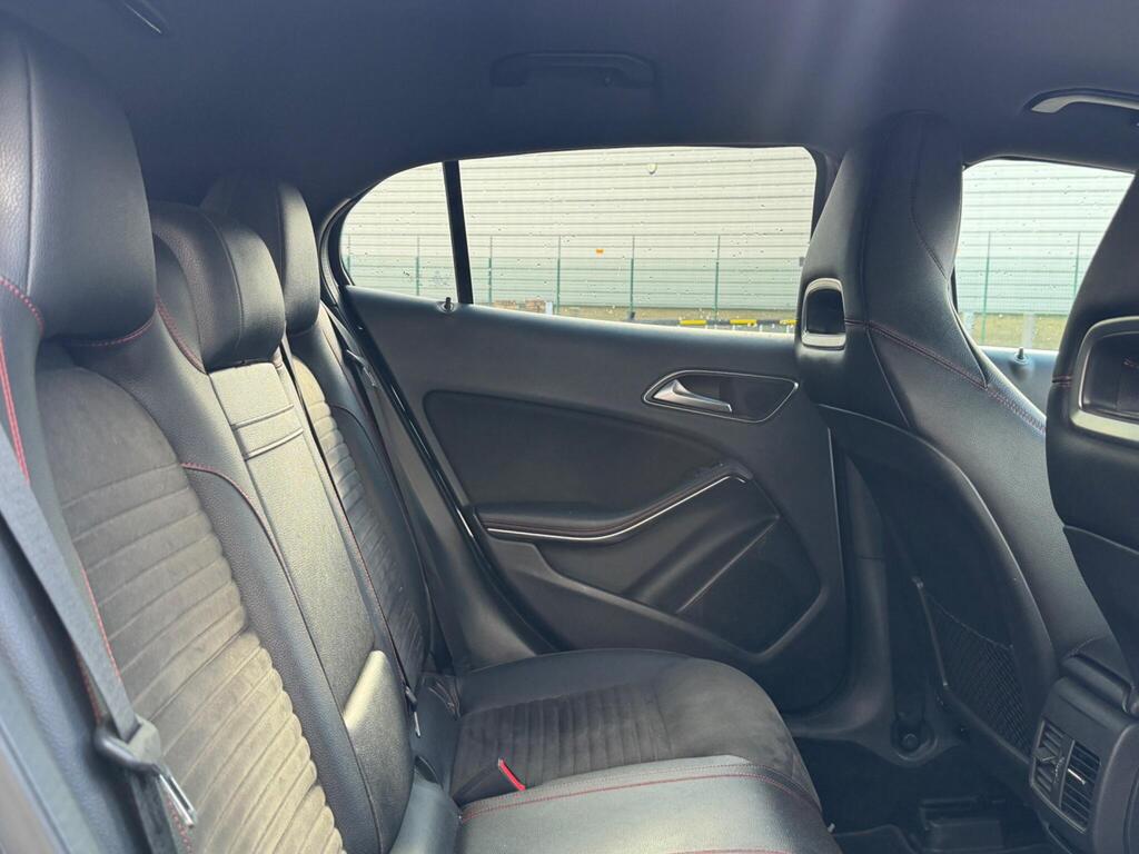 Mercedes-Benz GLA 21