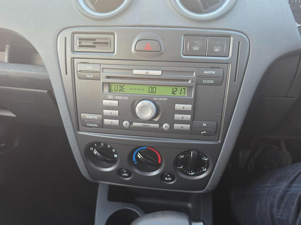 Ford Fusion 9