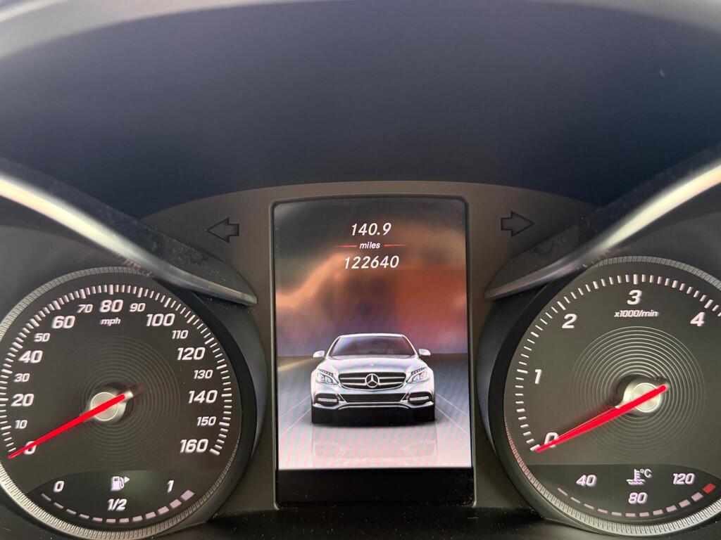 Mercedes-Benz C Class 49