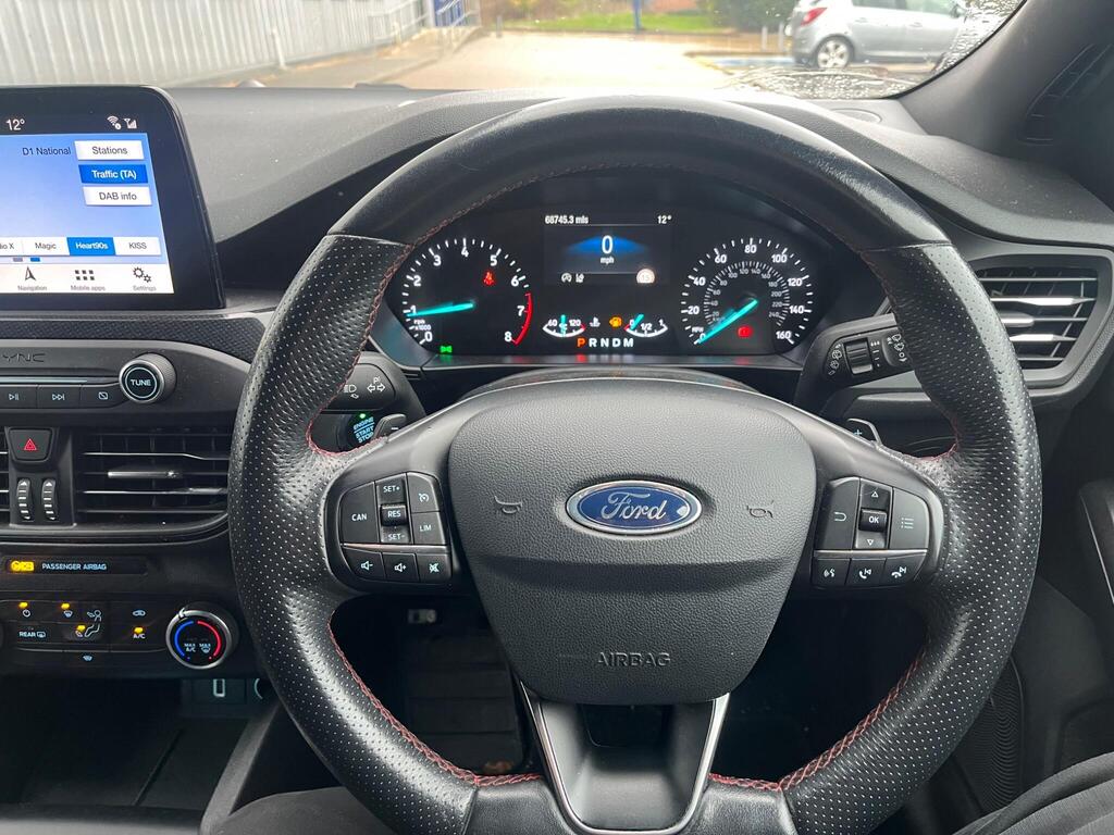 Ford Focus 77