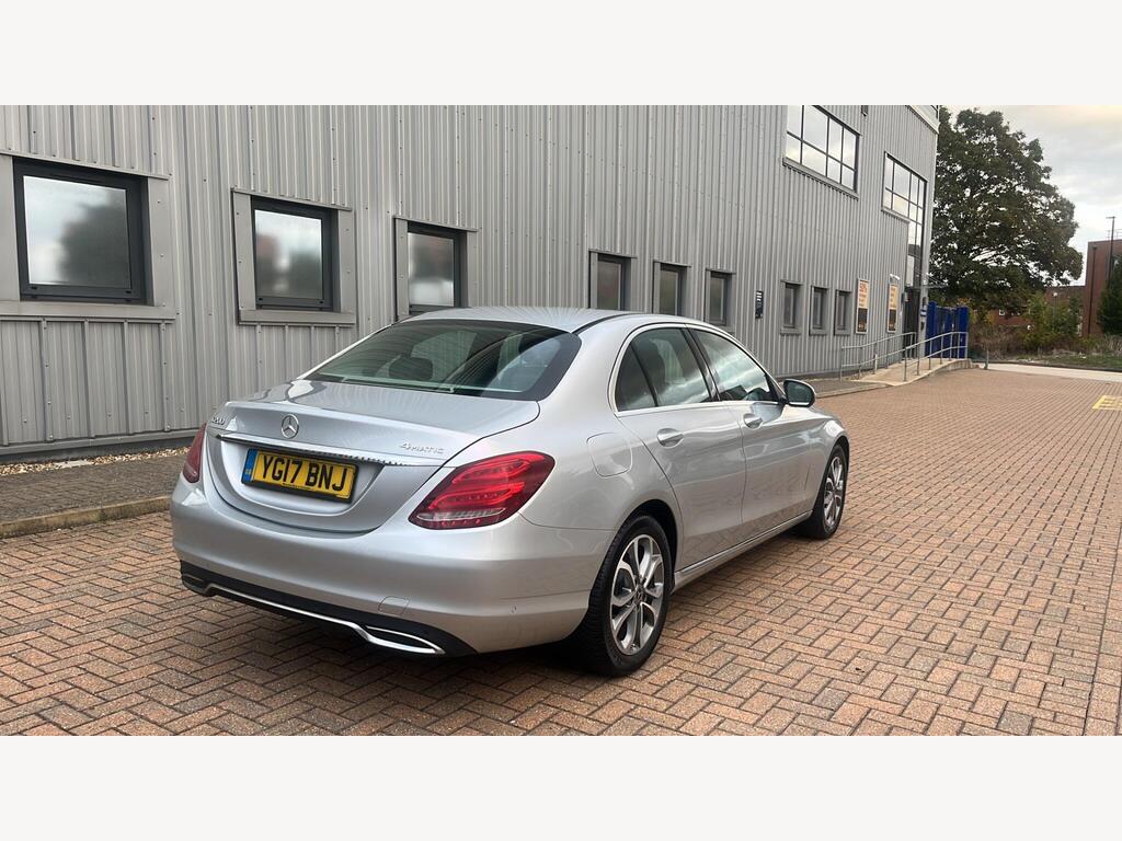 Mercedes-Benz C Class 18