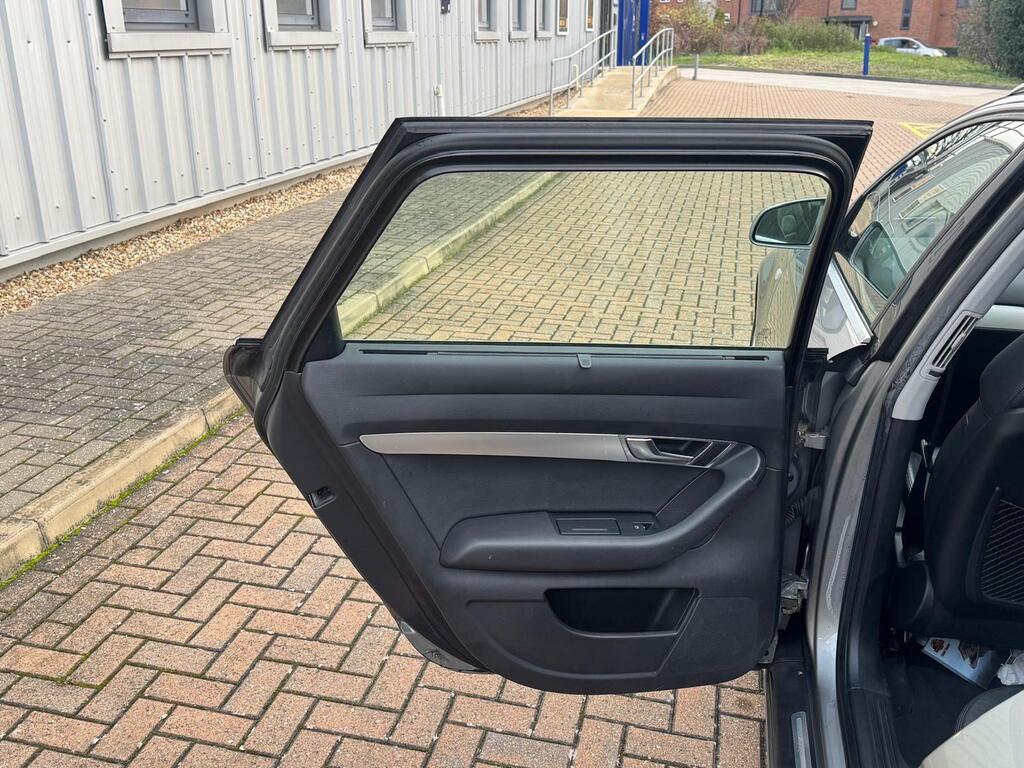 Audi A6 Avant 34