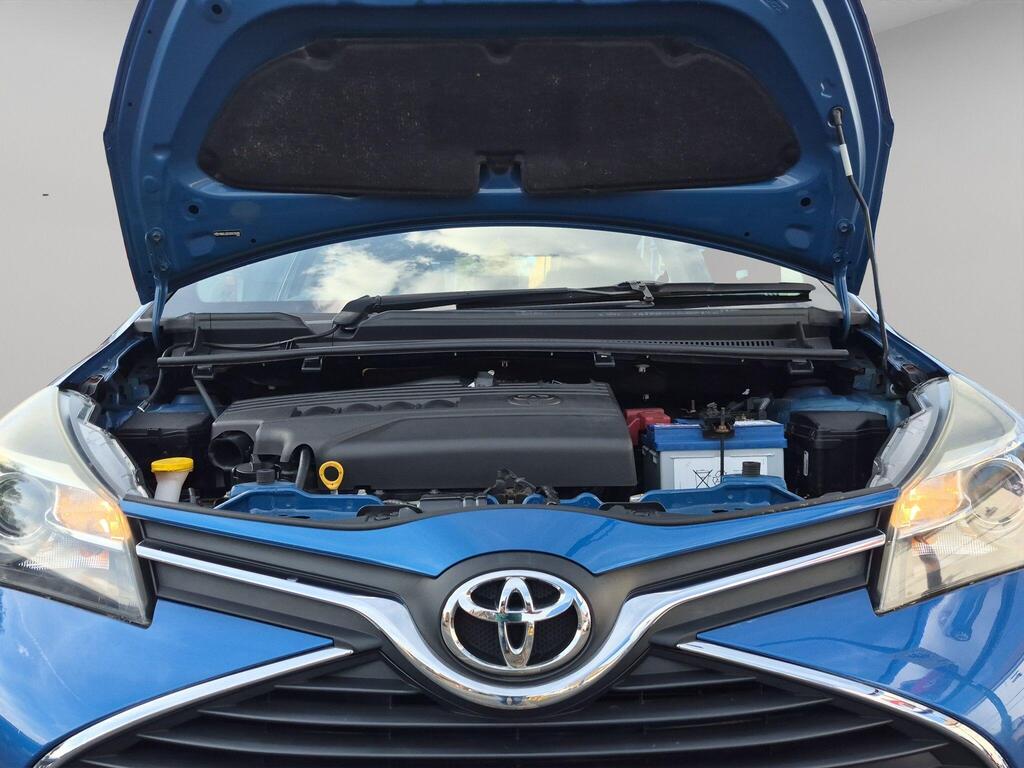 Toyota Yaris 53