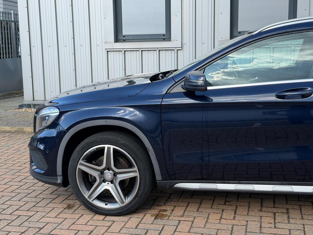 Mercedes-Benz GLA 51