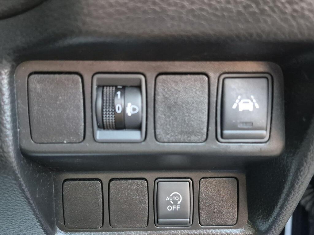 Nissan Qashqai 25