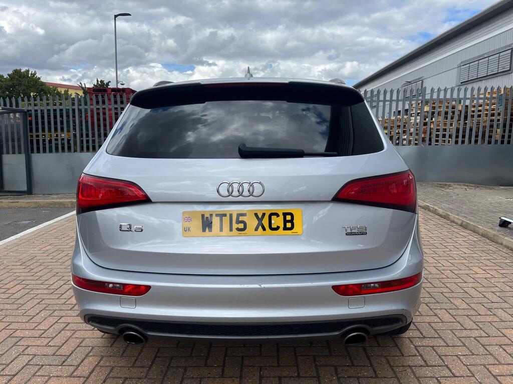 Audi Q5 11