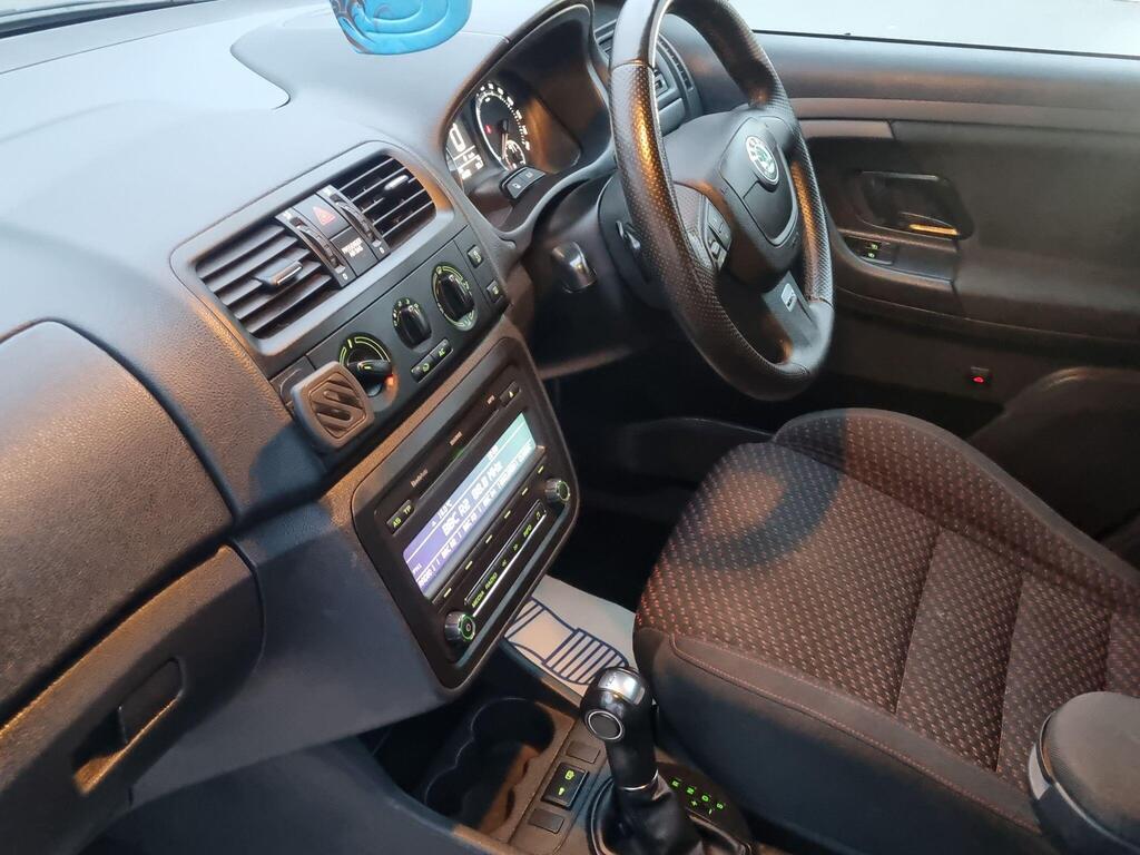 Skoda Fabia 11