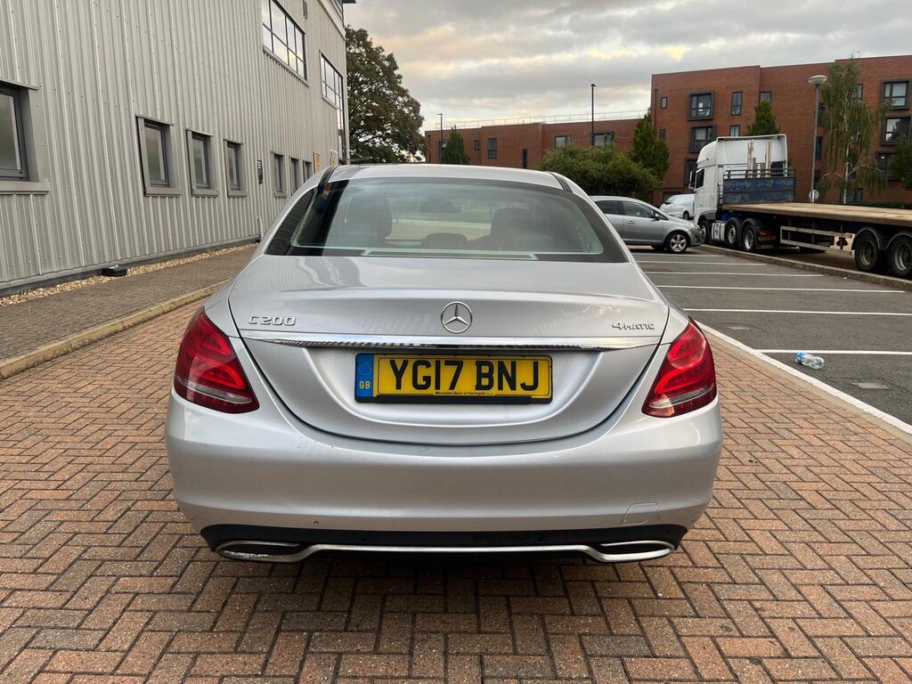 Mercedes-Benz C Class 14
