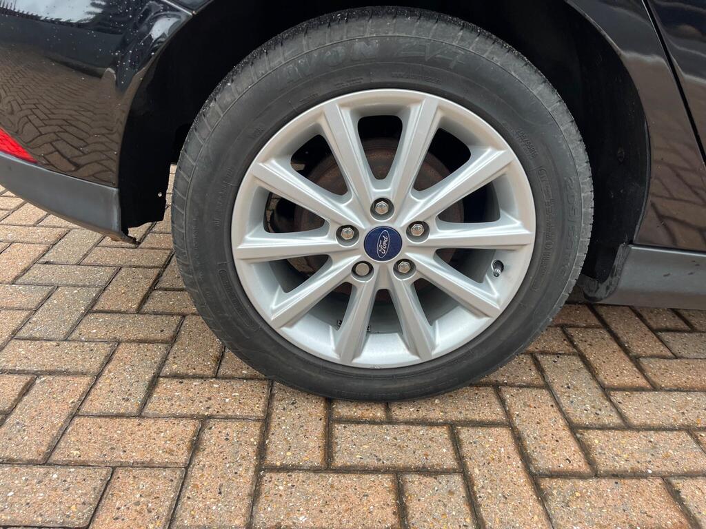 Ford Focus 54