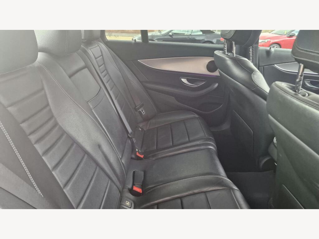Mercedes-Benz E Class 27