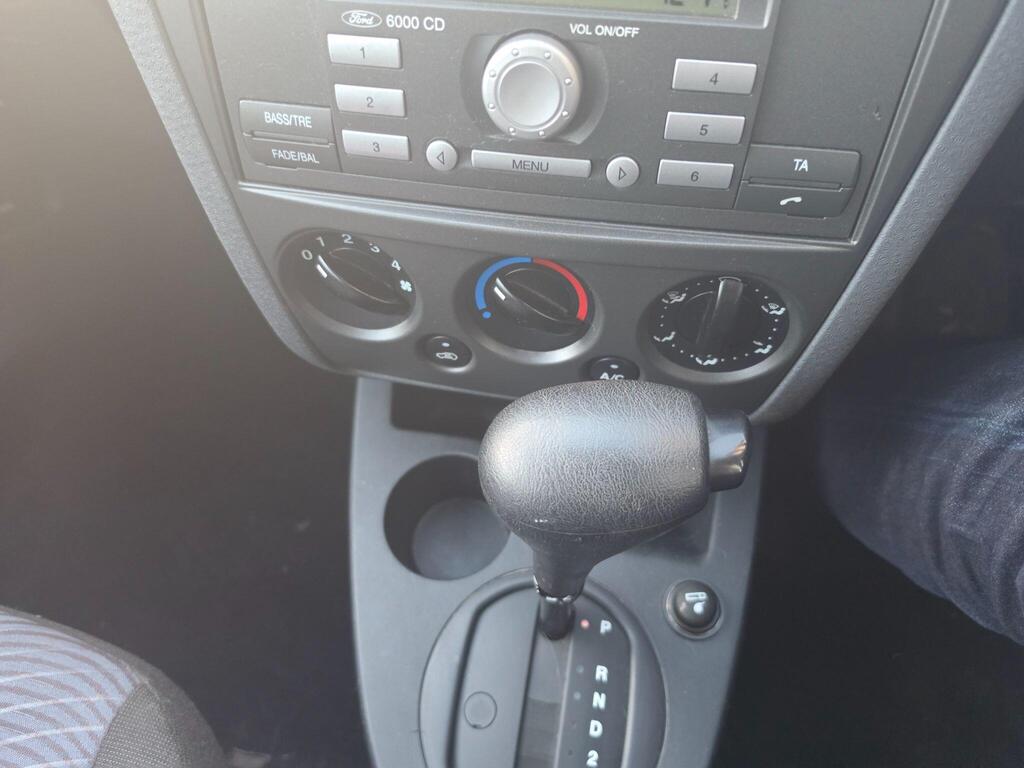 Ford Fusion 11