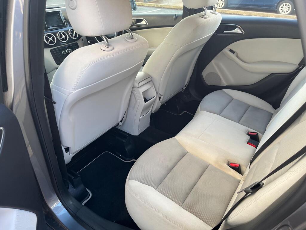 Mercedes-Benz B Class 49