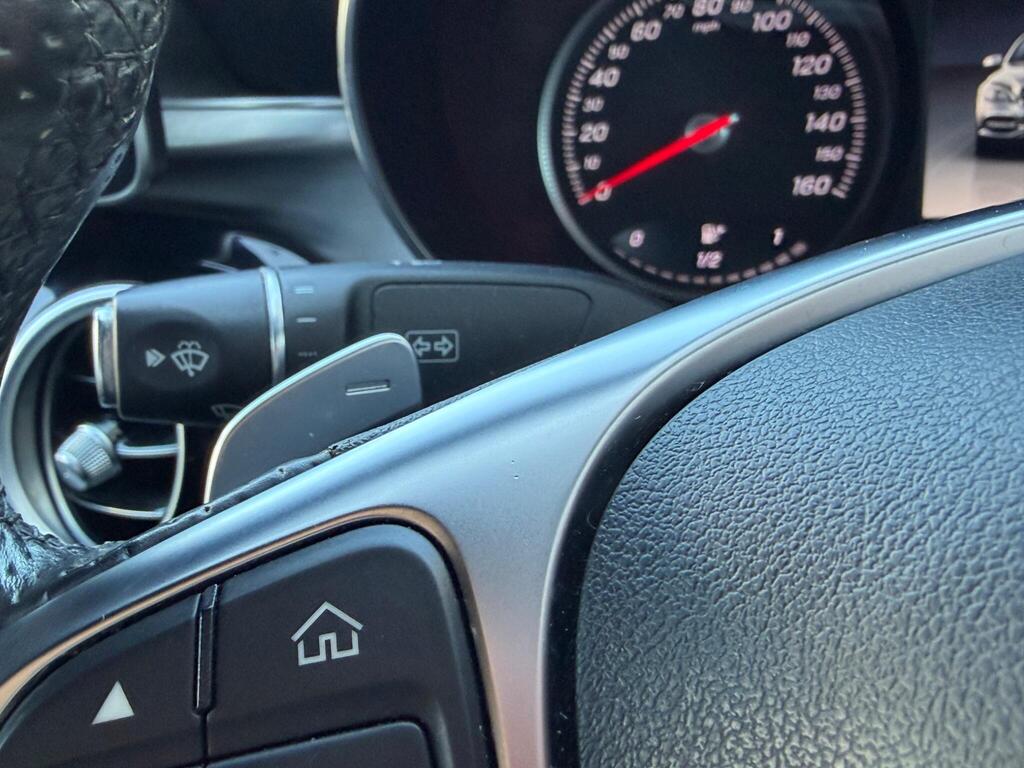 Mercedes-Benz C Class 36