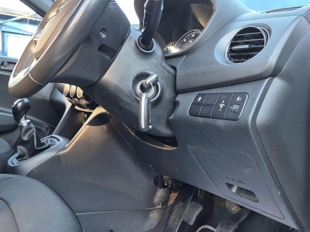 Hyundai i10 47