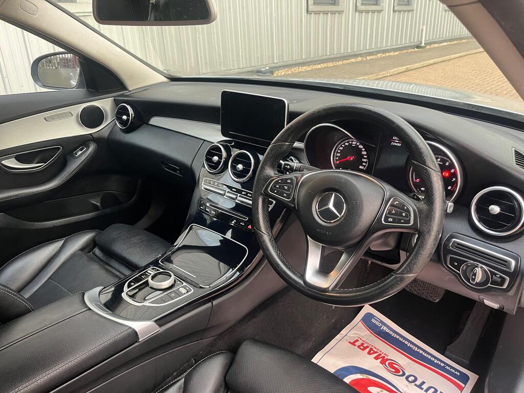 Mercedes-Benz C Class 21