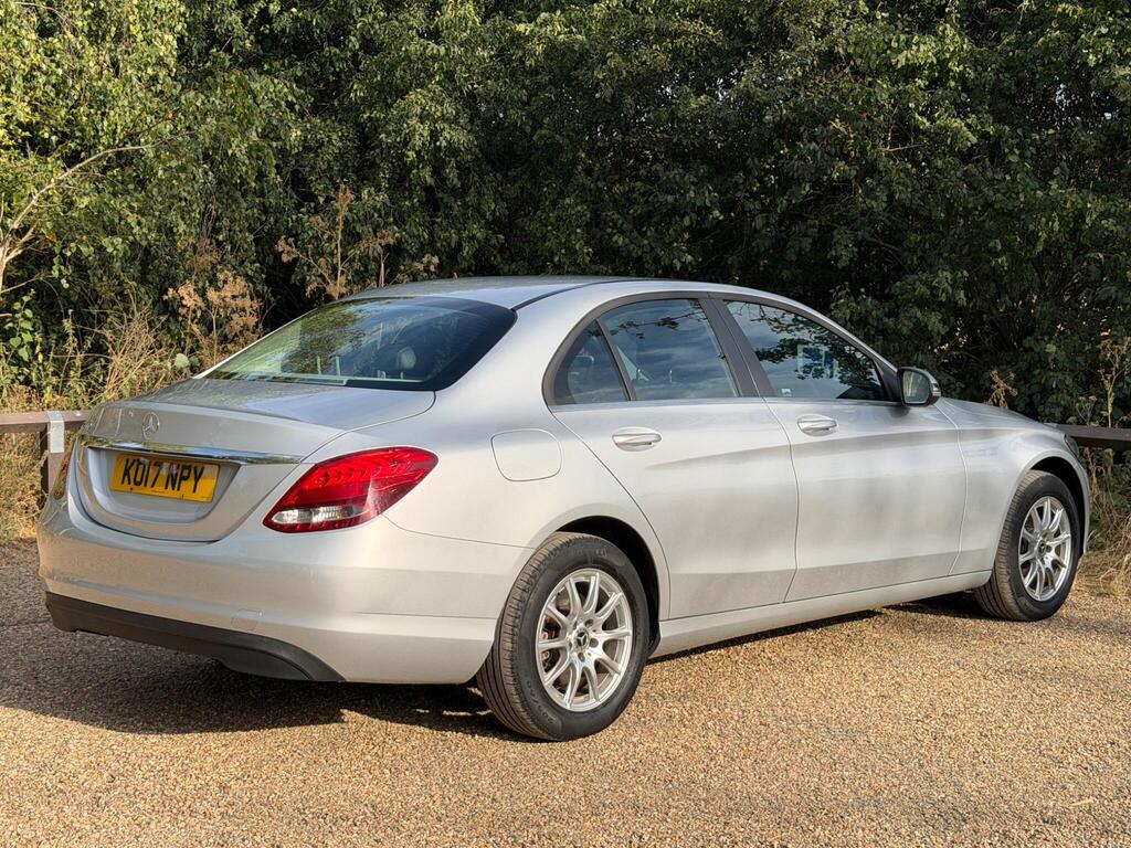 Mercedes-Benz C Class 11