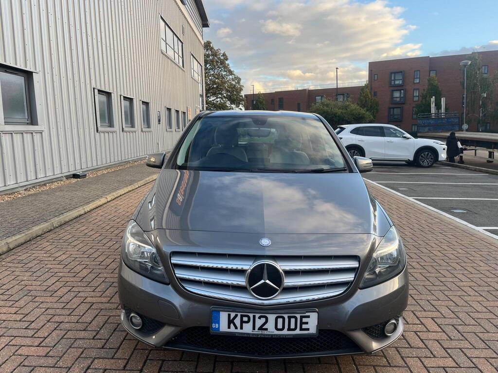 Mercedes-Benz B Class 6