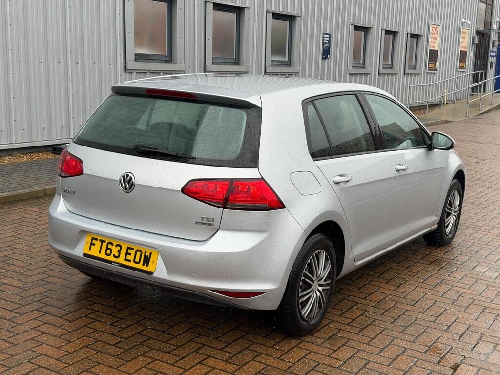 Volkswagen Golf 18