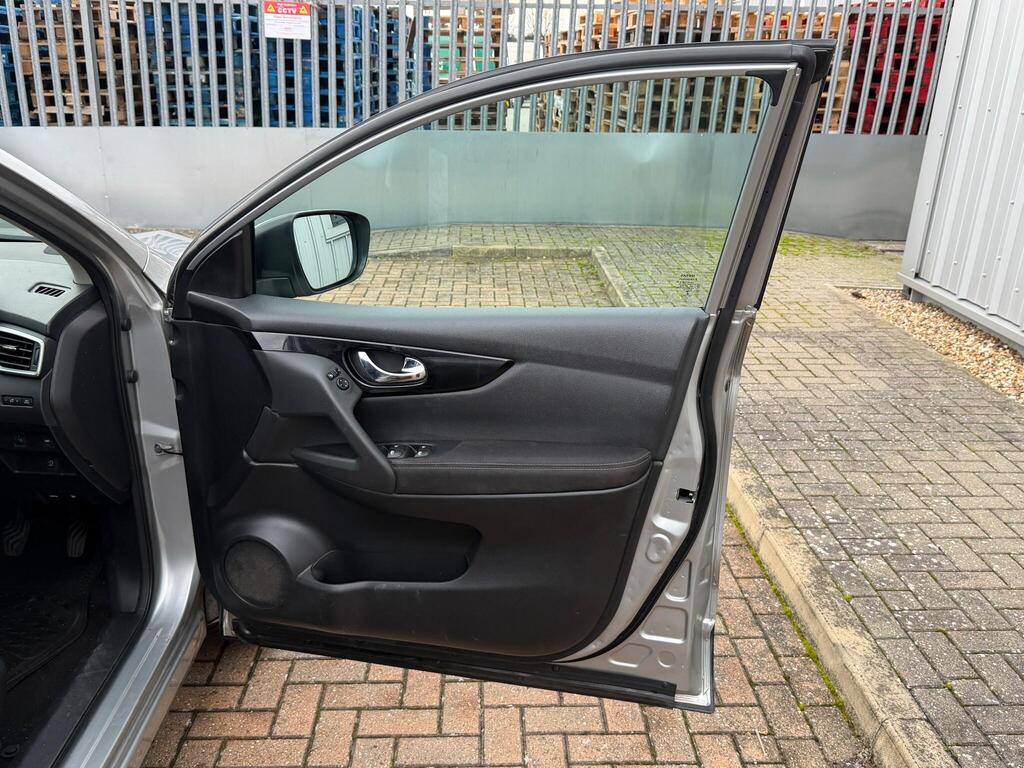 Nissan Qashqai 30