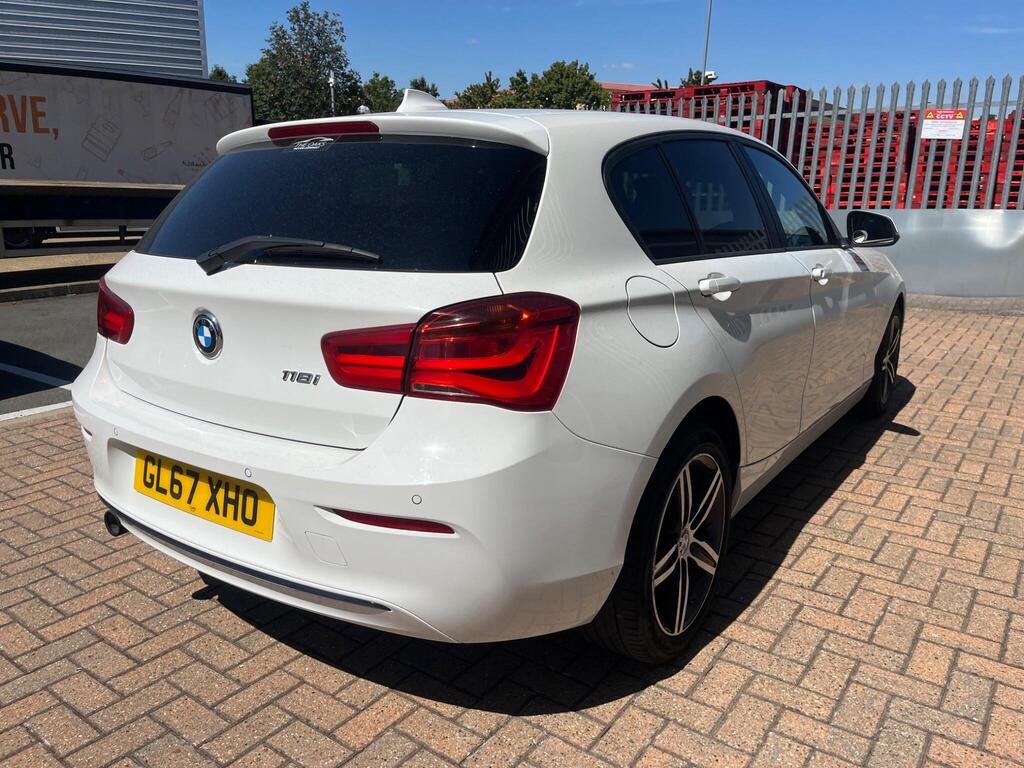 BMW 1 Series 15