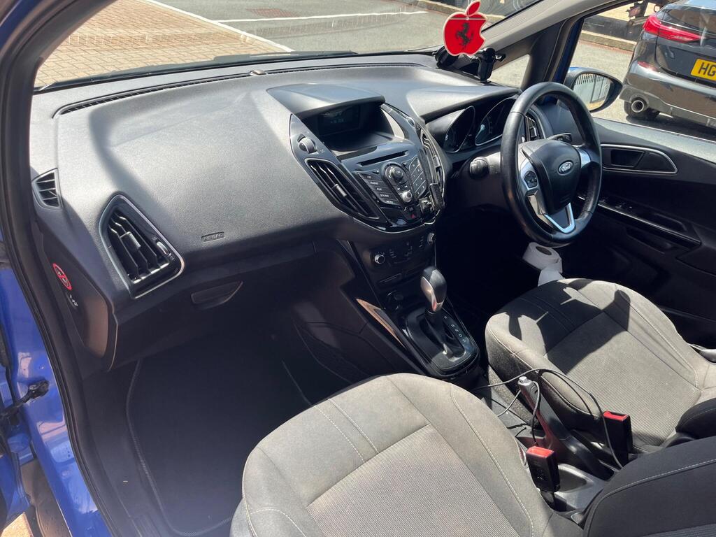Ford B-Max 22