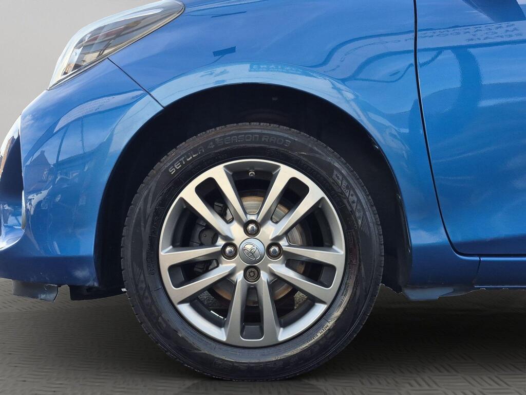 Toyota Yaris 32