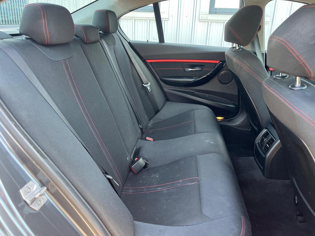BMW 3 Series 31