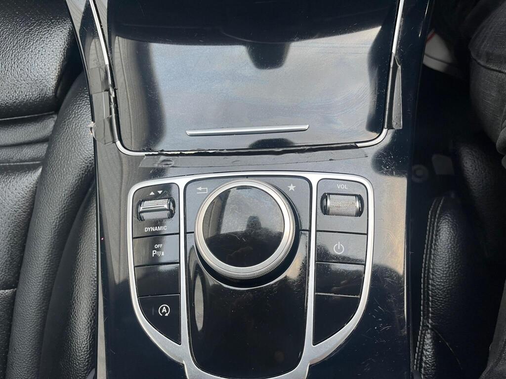 Mercedes-Benz C Class 34