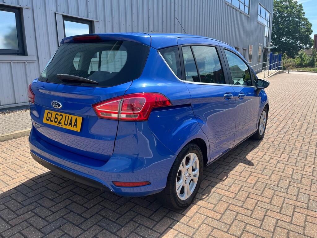 Ford B-Max 18
