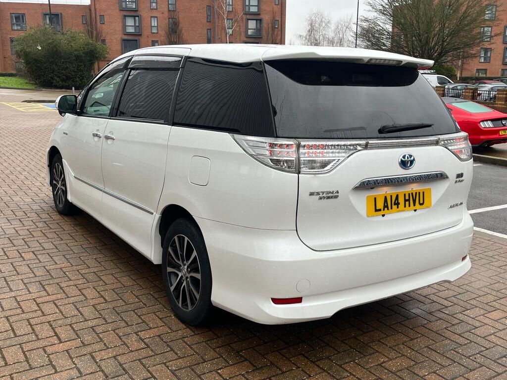 Toyota Estima 15